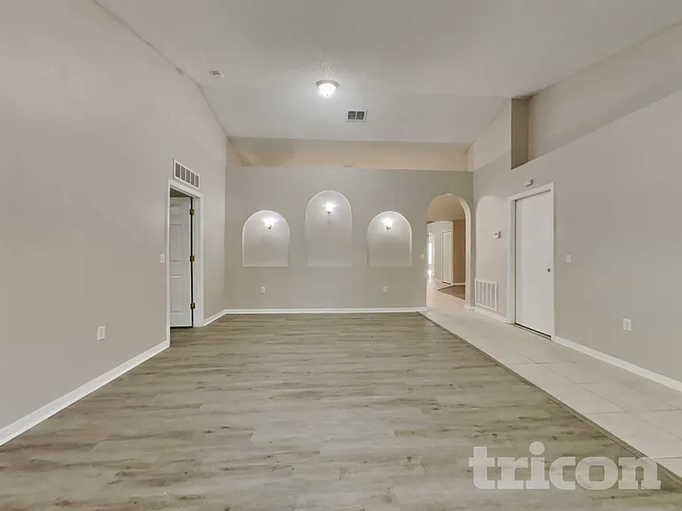 508 Cloudcroft Dr — Photo 17