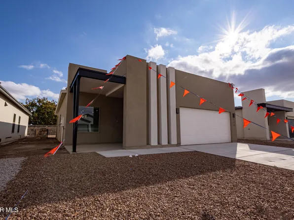 440 Deserts Dr, Socorro, TX 79927