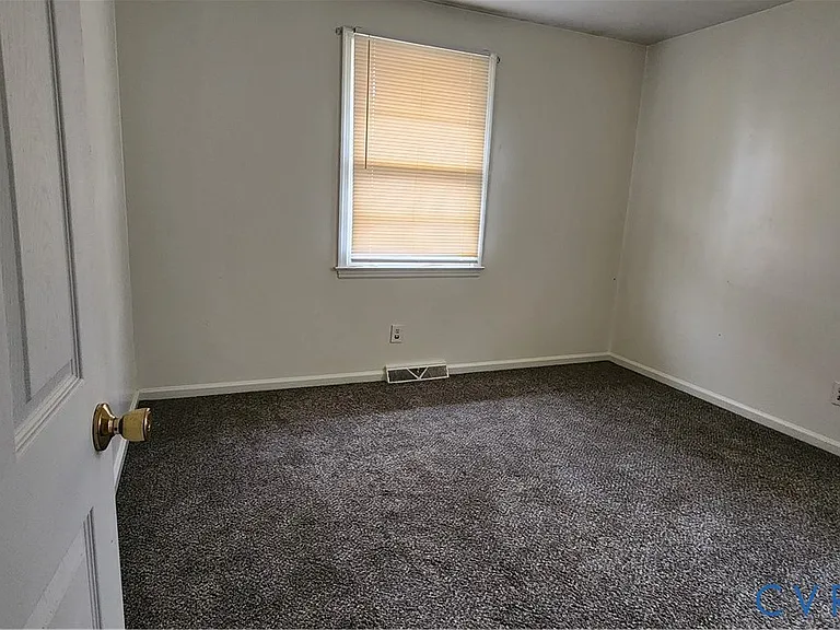 424 Roundtop Ave — Photo 6