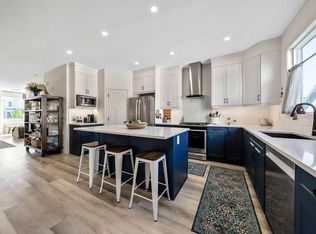 114 S Seton Grv SE, Calgary, AB T3M 2Y6