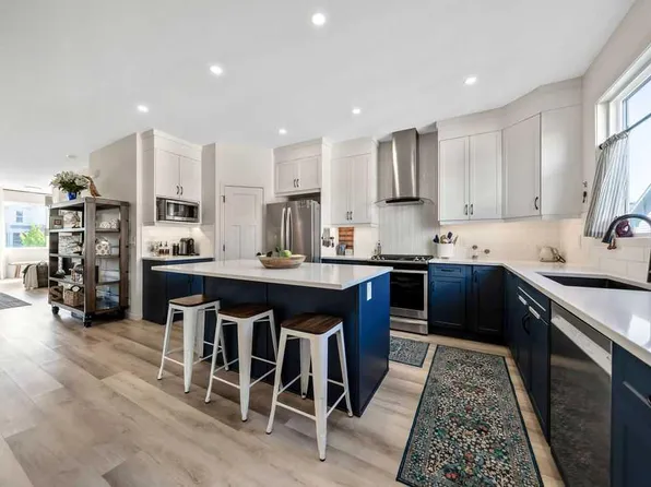 114 S Seton Grv SE, Calgary, AB T3M 2Y6