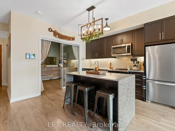 50 Ann St #303, Caledon, ON L7E 4M3