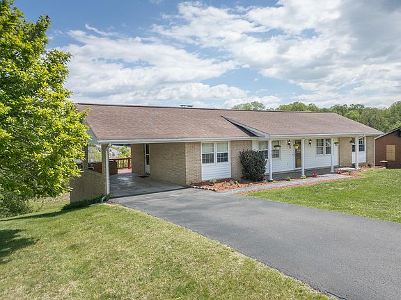 4th image of 96 Westridge Dr