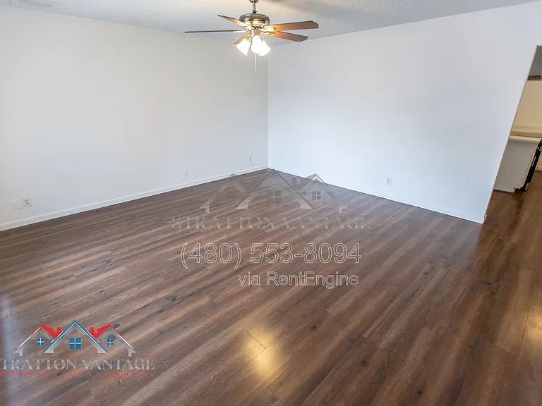 2602 W Columbine Dr — Photo 7