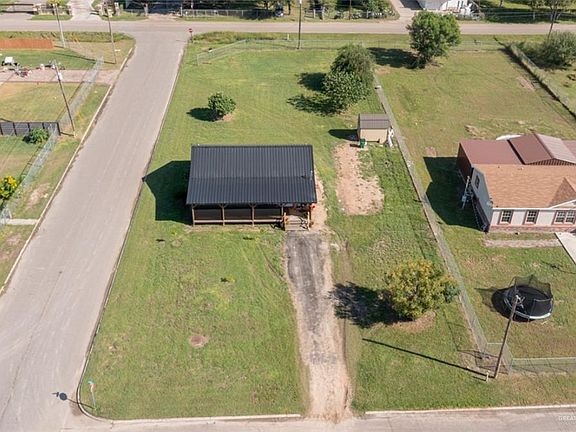 3rd image of 4401 Dios St