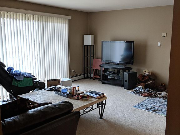 3rd image of 11108 S 84th Ave APT 1B