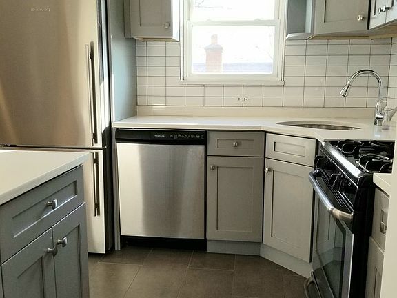 4th image of 1978 77th St #3
