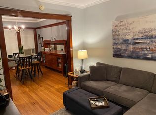2144 W Grace St #1B, Chicago, IL 60618