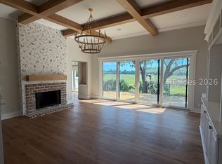 300 Seabrook Drive, Hilton Head Island, SC 29926