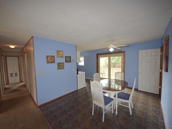 3rd image of 231 Cedar Ln