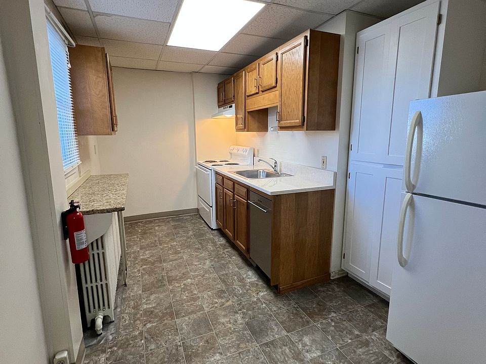 Newly updated, oversized galley kitchen