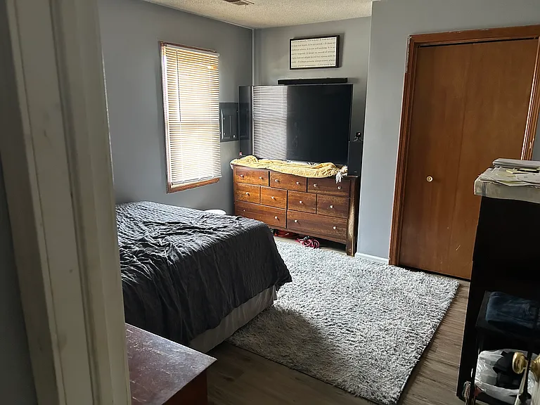 403 Sherman St #B — Photo 8