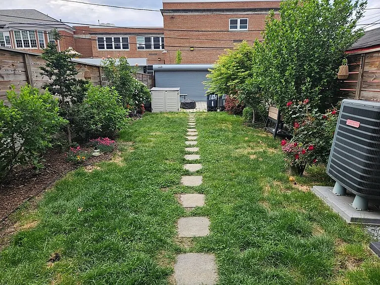 1331 Taylor St NW #1 — Photo 39