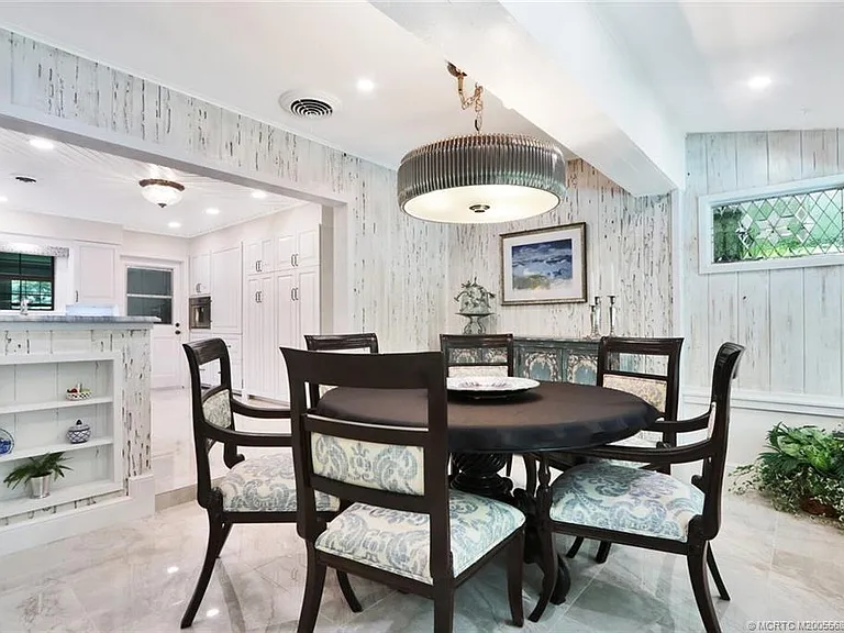 21 Emarita Way — Photo 13