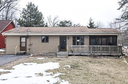 1st image of 41518 N Country Club Dr