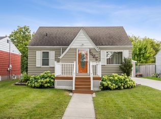 1409 7th St N, Fargo, ND 58102