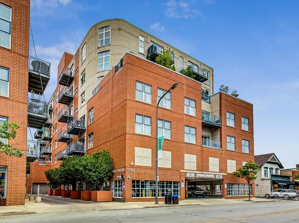 1236 Chicago Ave #D-411, Evanston, IL 60202