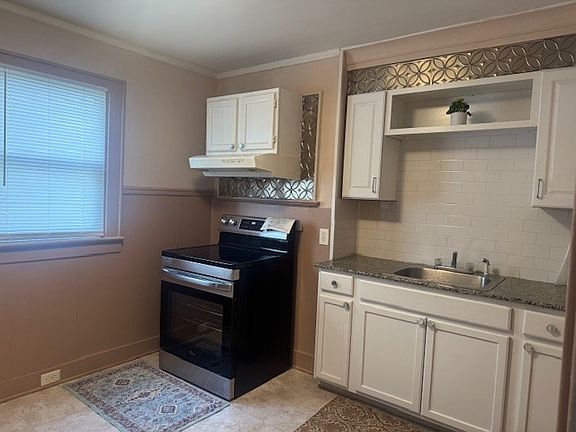 3rd image of 43 Rand St