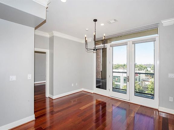 5th image of 1419 Montrose Blvd Unit 401