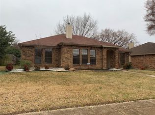 2018 Lansdown Dr, Carrollton, TX 75010