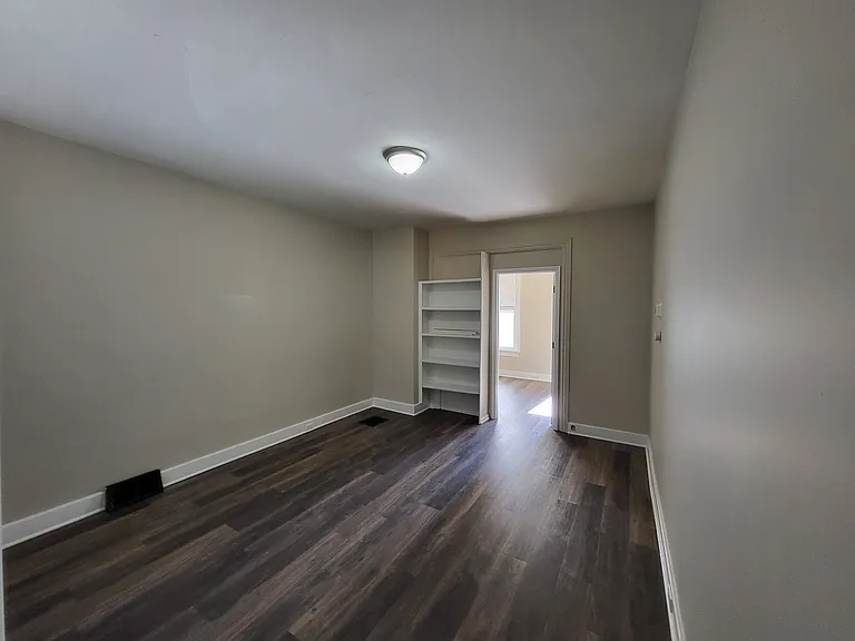 214 Peffer St #1 — Photo 4