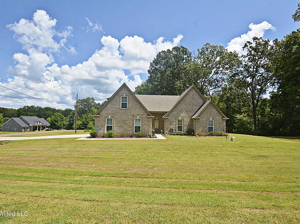 151 Oak Ridge Lakes Dr, Coldwater, MS 38618