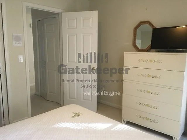 135 Overlook Ct — Photo 12
