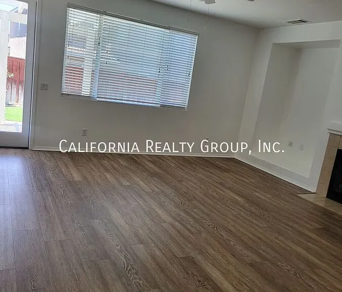 1281 Lavender Ln — Photo 12