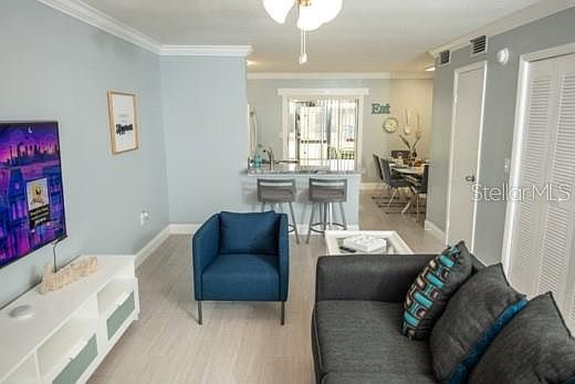 4th image of 11815 Cypress Hill Cir