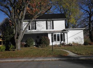 119 E Arnold St, Bluffton, IN 46714