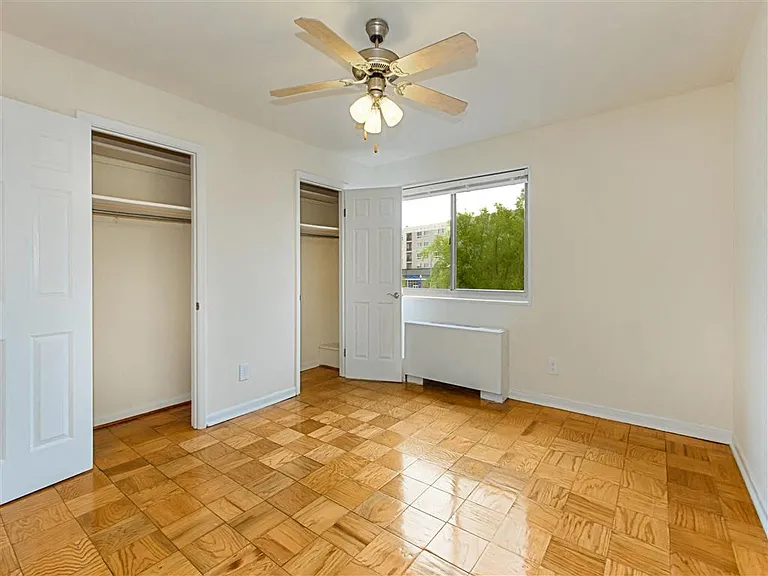 Chillum Apartments — Photo 13