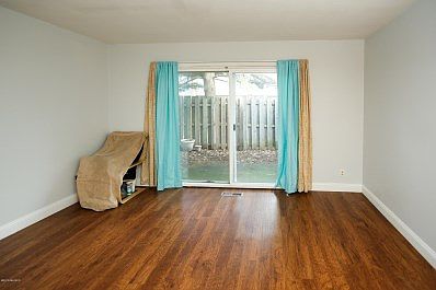 3557 kenbrooke ct-103