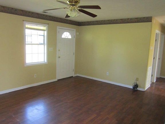 Additional Living Room
