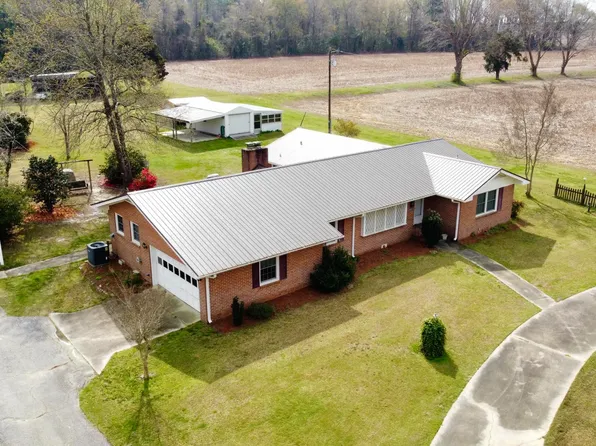 4561 James B White Highway S, Whiteville, NC 28472