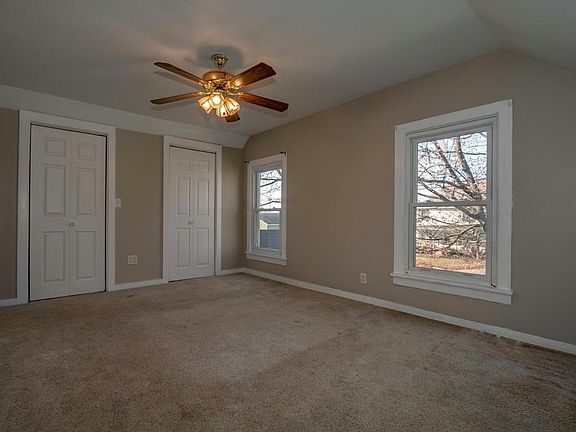 3rd image of 313 S Kalamazoo Ave