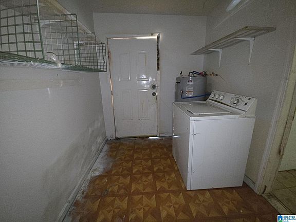 5th image of 117 Lynnwood St