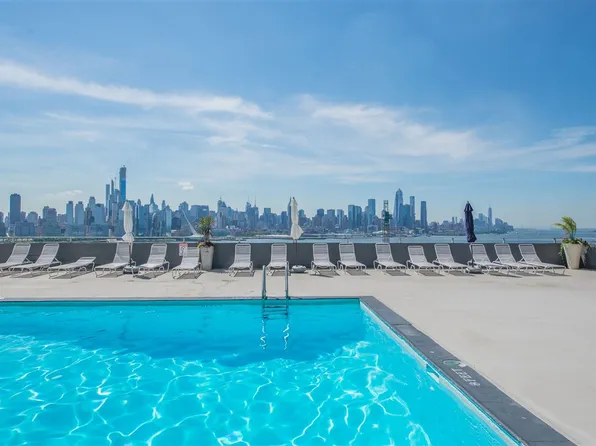 6050 Blvd East image 26 of 40