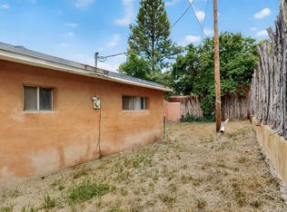 214 Lorenzo Ln, Santa Fe, NM 87501