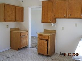 3rd image of 21031 Fairview Dr