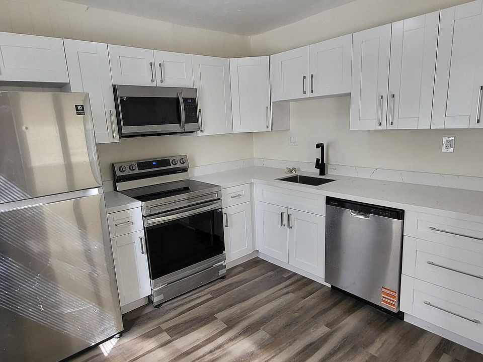 1st image of 2235 Madison St APT B
