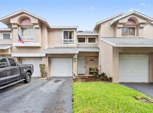 2269 Discovery Cir W, Deerfield Beach, FL 33442