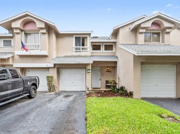 2269 DISCOVERY Circle W, Deerfield Beach, FL 33442