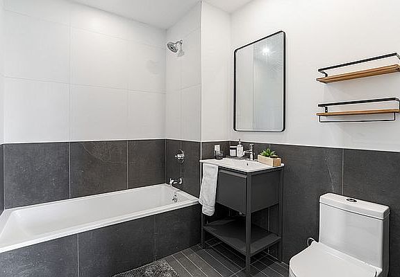 5th image of 210 Linden Blvd #5E