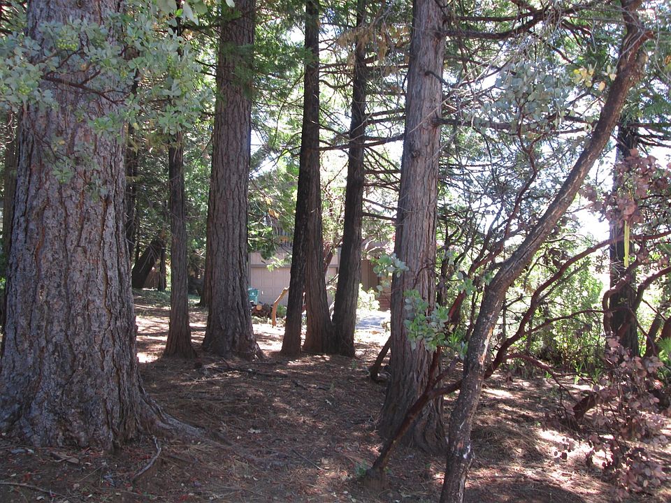 2nd image of 3810 Garnet Rd