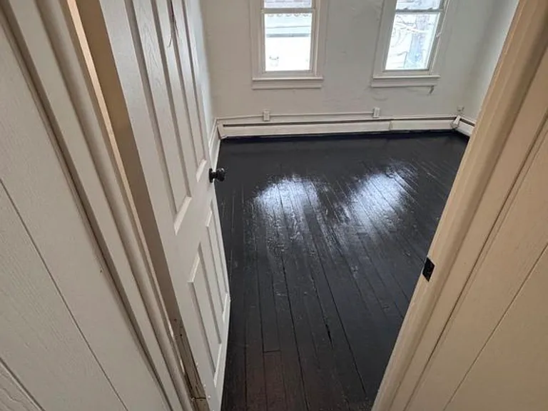 15 E Cherry St — Photo 8