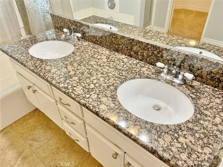 24369 Grouse Ln — Photo 40