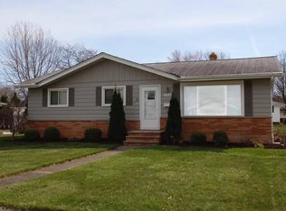 4065 W 214th St, Fairview Park, OH