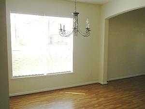 4th image of 3877 Westridge Dr