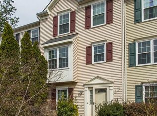 20720 Apollo Ter, Ashburn, VA 20147