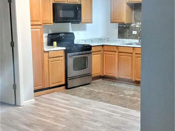 4th image of 5557 Allemong Dr